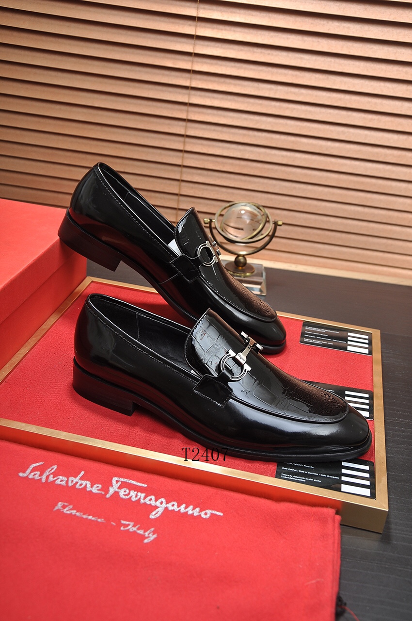 Ferragamo sz38-44 82